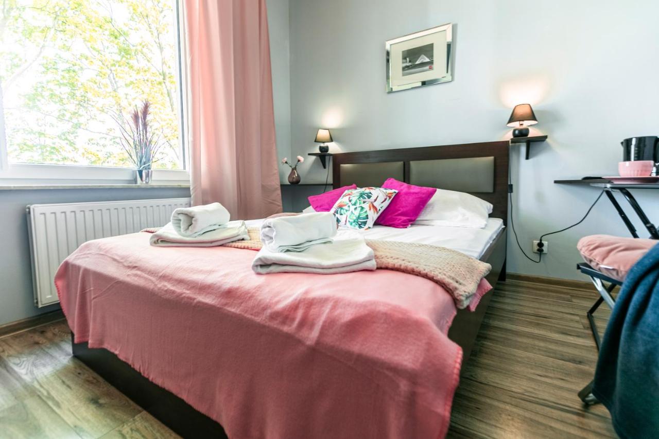 Apartamenty Paris Na Wasowicza กดิเนีย ภายนอก รูปภาพ