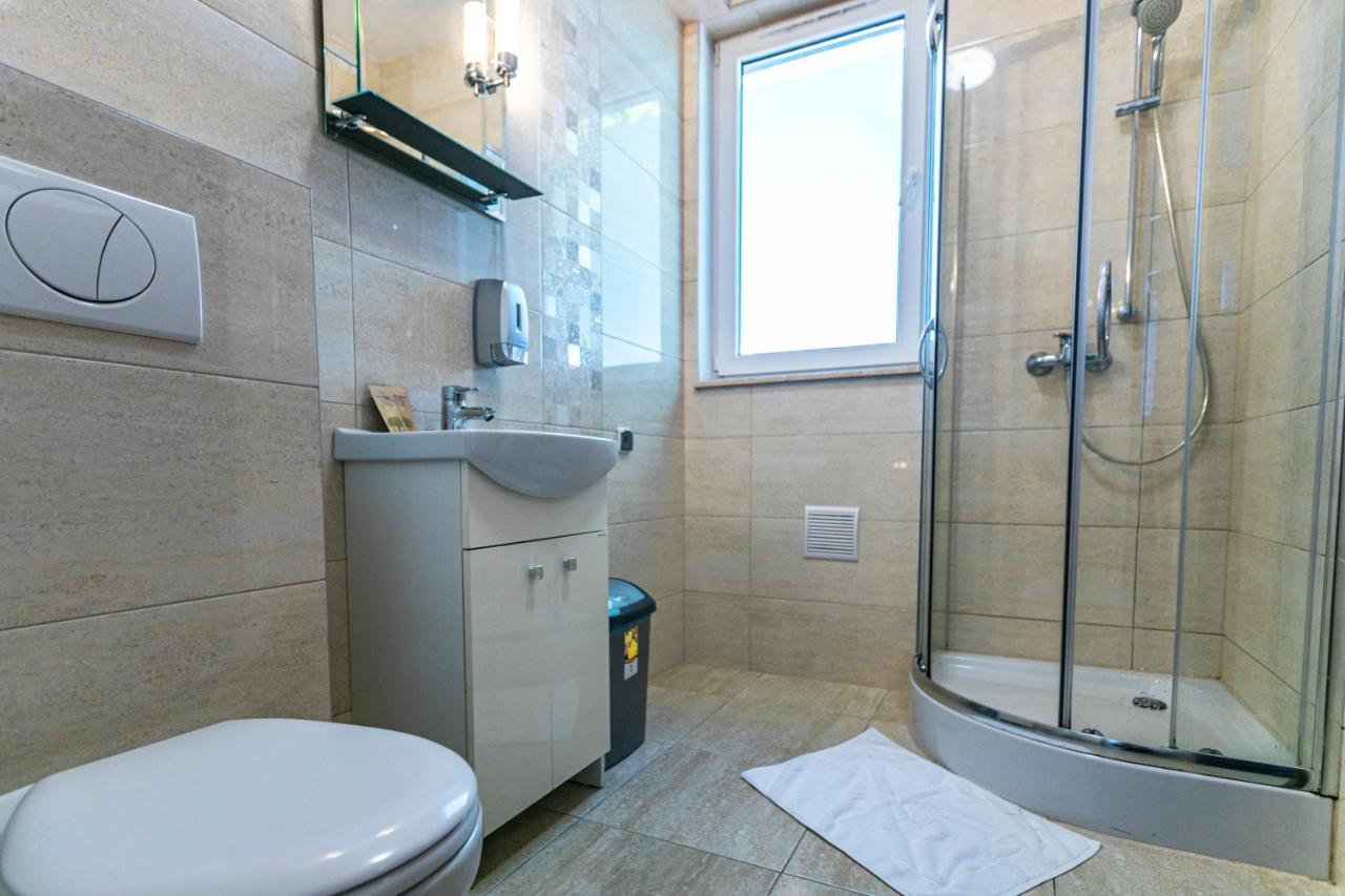 Apartamenty Paris Na Wasowicza กดิเนีย ภายนอก รูปภาพ